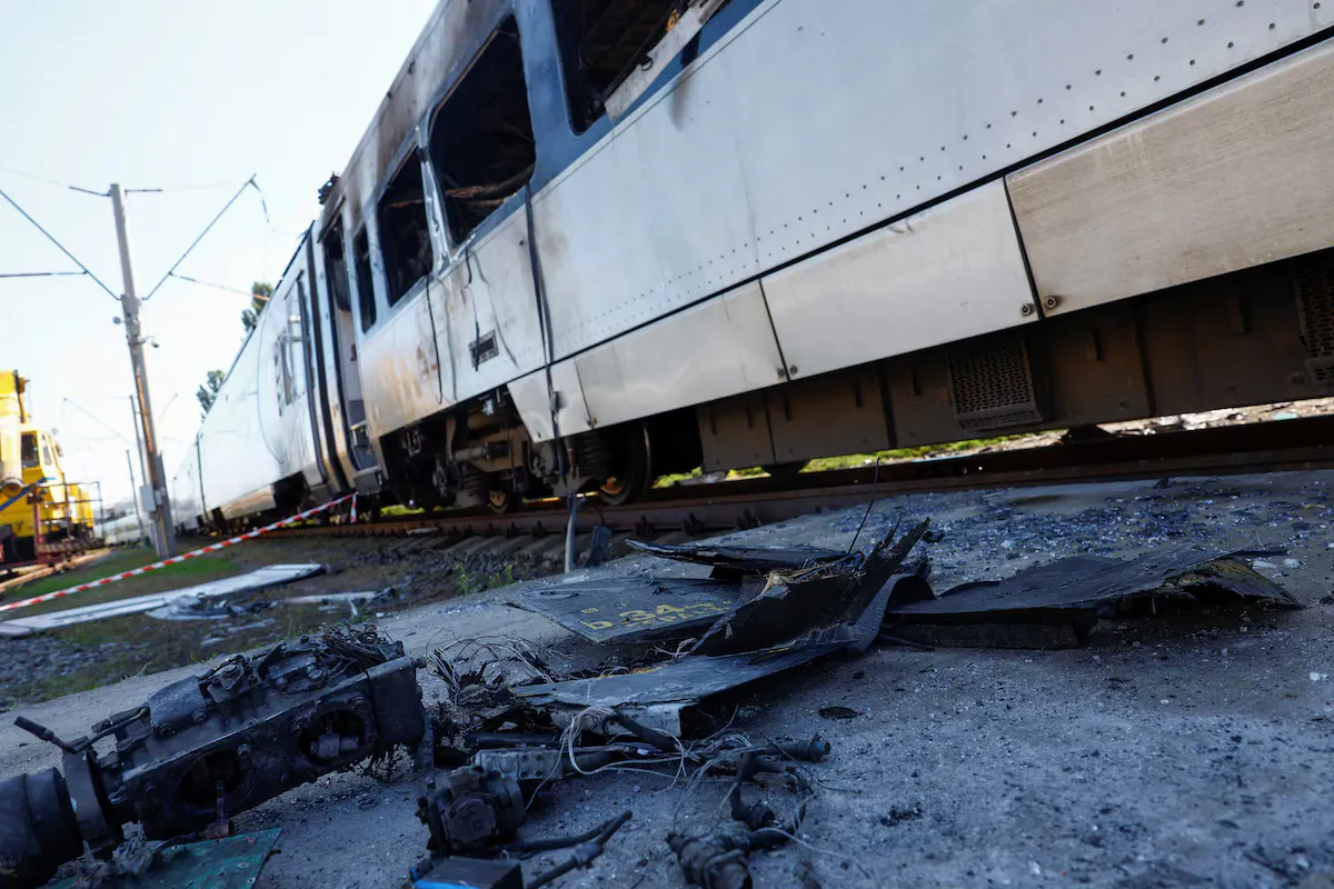 Київ після удару: історія 19-річного рятівника і план дій для безпеки кожного двору